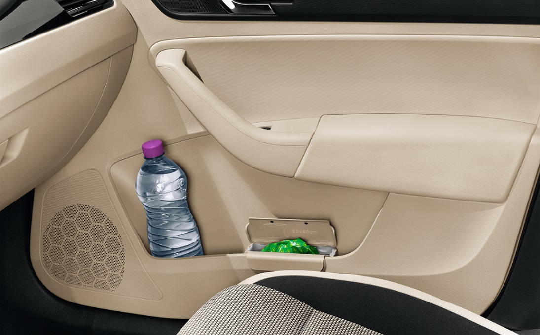 Kosz na śmieci do panelu drzwiowego